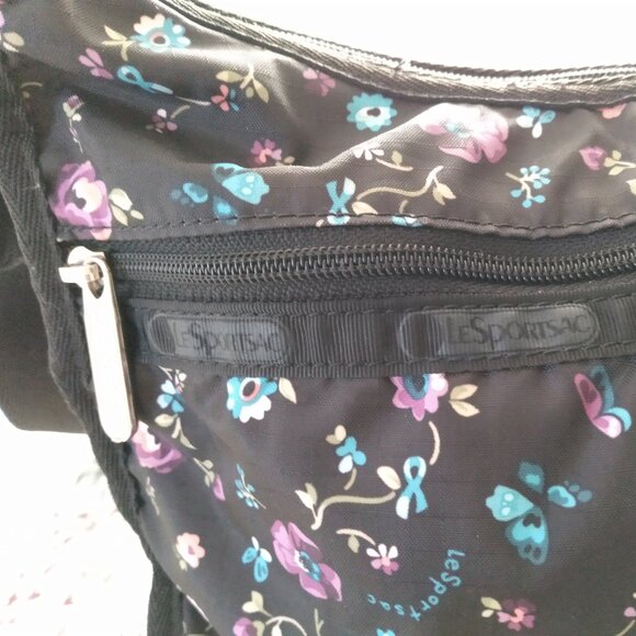 Nwot, black floral lesportsac crossbody. - Picture 7 of 16